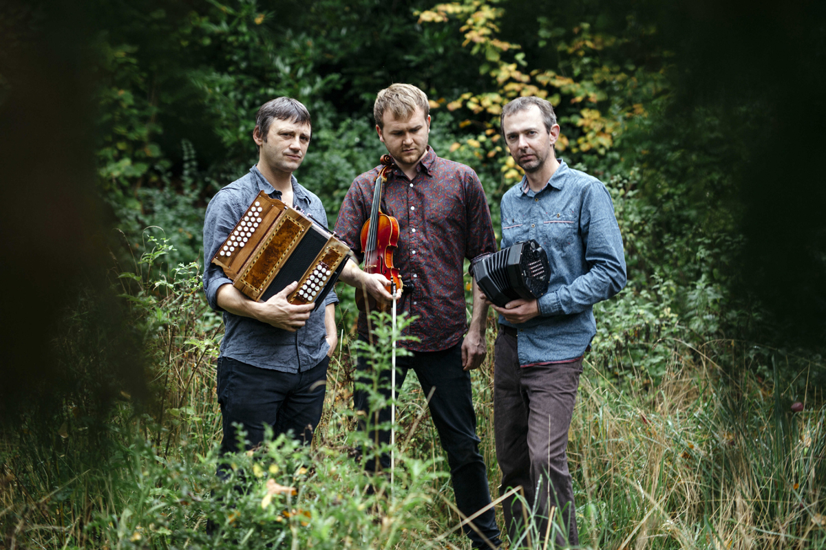 LEVERET - England's finest folk musicians